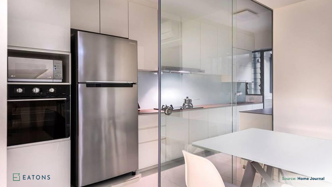 glass-partition-in-a-kitchen